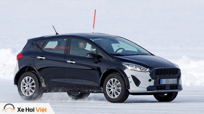 Vừa nâng cấp, Ford EcoSport phiên bản mới đã lộ ảnh chạy thử