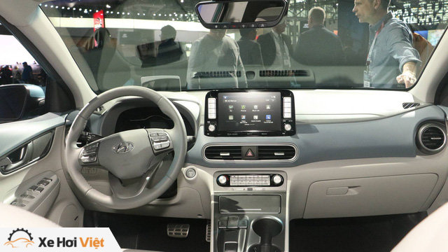 Hyundai Kona động cơ điện: Sạc một lần, chạy hơn 400 km - Ảnh 7. Hyundai Kona động cơ điện: Sạc một lần, chạy hơn 400 km - Ảnh 7.