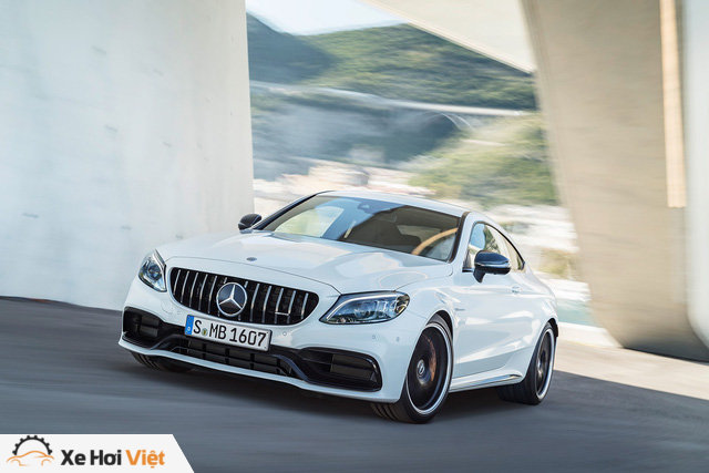 Thêm 2 cấp số, Mercedes-AMG C63 càng bá chủ tốc độ trong phân khúc - Ảnh 1. Thêm 2 cấp số, Mercedes-AMG C63 càng bá chủ tốc độ trong phân khúc - Ảnh 1.