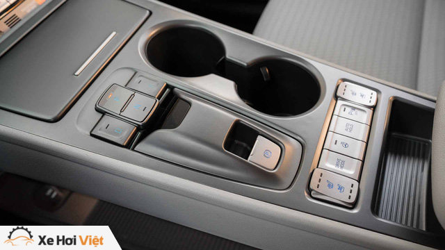 Hyundai Kona động cơ điện: Sạc một lần, chạy hơn 400 km - Ảnh 11. Hyundai Kona động cơ điện: Sạc một lần, chạy hơn 400 km - Ảnh 11.