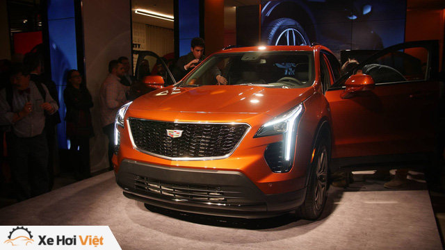 Cadillac XT4 2019 lộ diện hoàn toàn tại New York Auto Show 2018 - Ảnh 5. Cadillac XT4 2019 lộ diện hoàn toàn tại New York Auto Show 2018 - Ảnh 5.