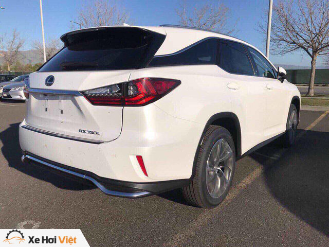 Lexus RX350L 2018 được chào bán giá gần 5 tỷ đồng tại Việt Nam - Ảnh 6. Lexus RX350L 2018 được chào bán giá gần 5 tỷ đồng tại Việt Nam - Ảnh 6.