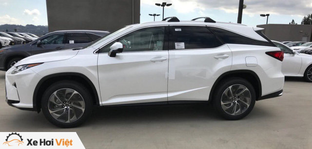 Lexus RX350L 2018 được chào bán giá gần 5 tỷ đồng tại Việt Nam - Ảnh 4. Lexus RX350L 2018 được chào bán giá gần 5 tỷ đồng tại Việt Nam - Ảnh 4.