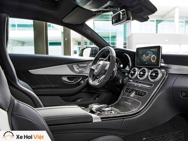 Đây là cách phân biệt Mercedes-AMG C63 2018 vs 2019 - Ảnh 9. Đây là cách phân biệt Mercedes-AMG C63 2018 vs 2019 - Ảnh 9.