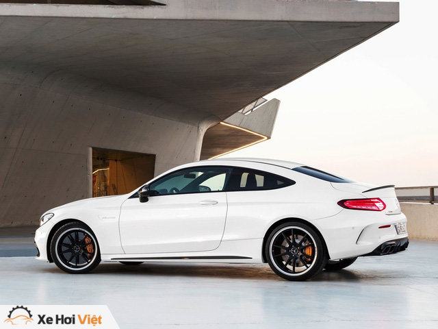 Đây là cách phân biệt Mercedes-AMG C63 2018 vs 2019 - Ảnh 8. Đây là cách phân biệt Mercedes-AMG C63 2018 vs 2019 - Ảnh 8.