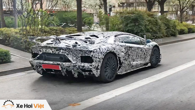 Siêu xe hiệu suất cao &#34;cuối cùng&#34; của Lamborghini lộ ảnh chạy thử - 4