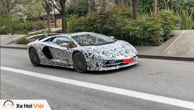 Siêu xe hiệu suất cao &#34;cuối cùng&#34; của Lamborghini lộ ảnh chạy thử - 1