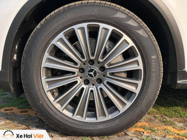Chi tiết Mercedes-Benz GLC 250 bản nâng cấp giá gần 2 tỷ đồng - Ảnh 5. Chi tiết Mercedes-Benz GLC 250 bản nâng cấp giá gần 2 tỷ đồng - Ảnh 5.