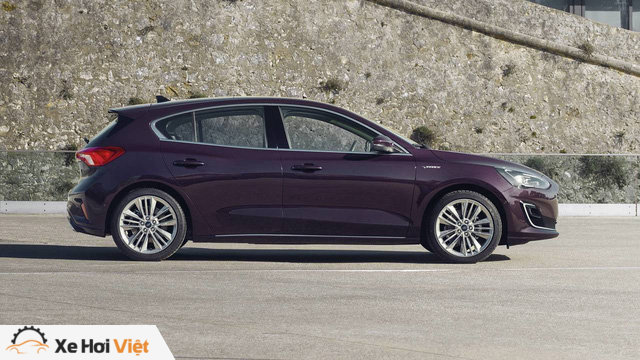 So sánh Ford Focus 2018 vs 2019: Đổi mới toàn diện - Ảnh 4. So sánh Ford Focus 2018 vs 2019: Đổi mới toàn diện - Ảnh 4.
