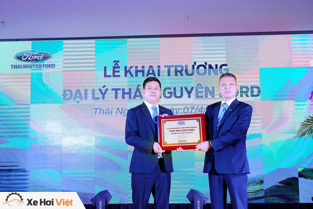 Kích cầu giữa bối cảnh thị trường ảm đạm, Ford mạnh tay đầu tư thêm 2 đại lý tại Việt Nam - Ảnh 5. Kích cầu giữa bối cảnh thị trường ảm đạm, Ford mạnh tay đầu tư thêm 2 đại lý tại Việt Nam - Ảnh 5.