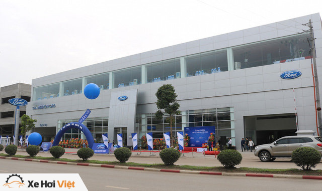 Kích cầu giữa bối cảnh thị trường ảm đạm, Ford mạnh tay đầu tư thêm 2 đại lý tại Việt Nam - Ảnh 3. Kích cầu giữa bối cảnh thị trường ảm đạm, Ford mạnh tay đầu tư thêm 2 đại lý tại Việt Nam - Ảnh 3.