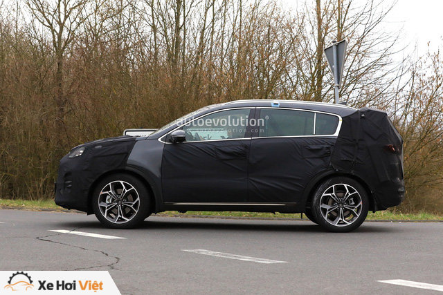 Kia Sportage 2019 tiếp tục lộ ảnh chạy thử, chờ ngày cạnh tranh Honda CR-V - Ảnh 1. Kia Sportage 2019 tiếp tục lộ ảnh chạy thử, chờ ngày cạnh tranh Honda CR-V - Ảnh 1.