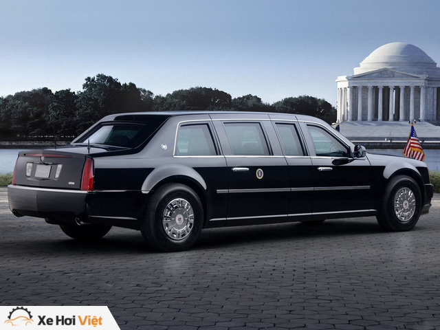 Siêu limousine Cadillac chống đạn mới của Tổng thống Trump chuẩn bị trình làng - Ảnh 2. Siêu limousine Cadillac chống đạn mới của Tổng thống Trump chuẩn bị trình làng - Ảnh 2.
