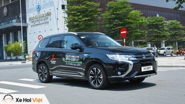 Xe điện bắt đầu lăn bánh thử nghiệm tại Việt Nam