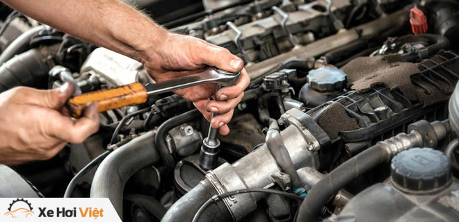 Những tiếng động lạ phát ra từ xe hơi cần lưu ý - 1