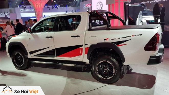 Toyota Hilux bổ sung thêm phiên bản GR Sport, giới hạn 420 chiếc - 3