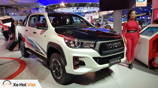 Toyota Hilux bổ sung thêm phiên bản GR Sport, giới hạn 420 chiếc - 1