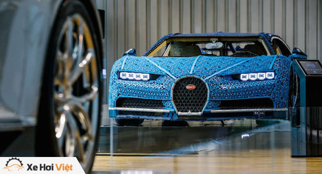 Mô hình lego Bugatti Chiron được trưng bày bên cạnh Bugatti Chiron &#34;thật&#34; - 7