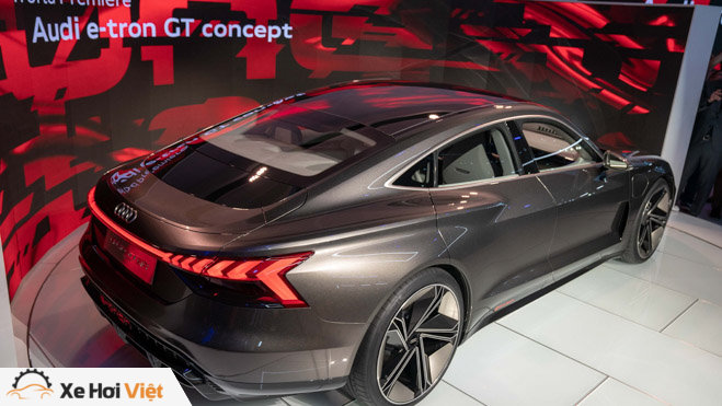 Cận cảnh xe điện Audi E-tron GT vừa ra mắt - 4