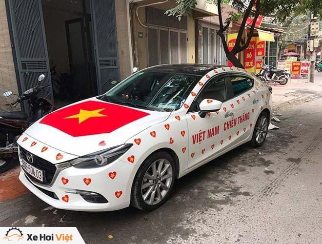 Fan cuồng đội phủ kín xế yêu bằng hình tuyển Việt Nam, mơ vô địch AFF Cup - 7