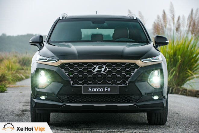 So sánh trang bị trên 6 phiên bản Hyundai SantaFe 2019 vừa ra mắt khách hàng Việt Nam - 3
