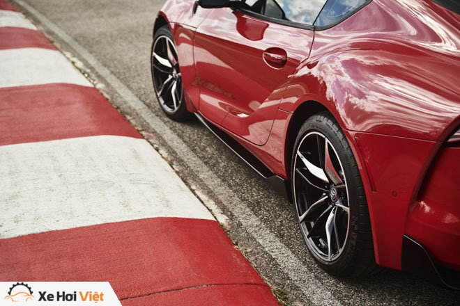 &#34;Huyền thoại&#34; Toyota Supra thế hệ mới chính thức trình làng - 11