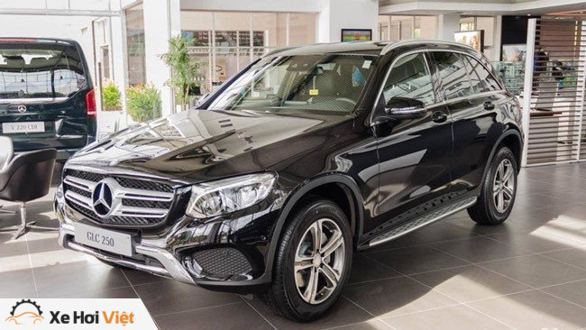 Loạn giá ô tô dịp cận Tết: Nhiều mẫu xe tăng giá trăm triệu - 1
