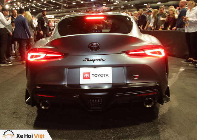 Toyota Supra 2020 đầu tiên được bán đấu giá với con số 2,1 triệu đô - 2