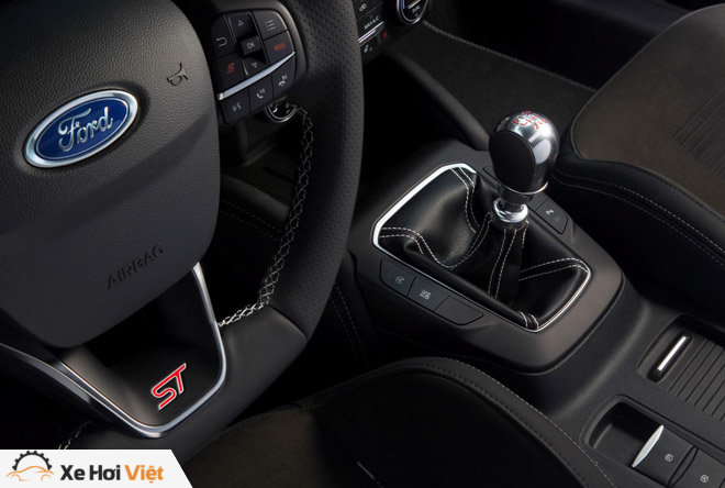 Ford chính thức vén màn Focus ST 2020 với sức mạnh 276 mã lực - 10