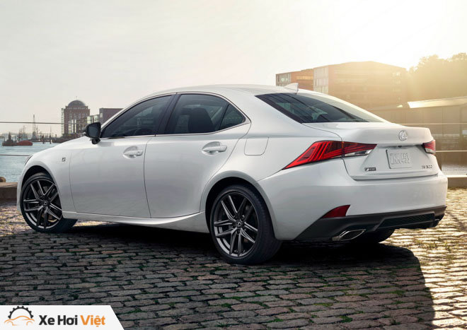 Lexus IS300 F-Sport bổ sung thêm bản đặc biệt Black Line, động cơ V6 mạnh 260 mã lực - 2