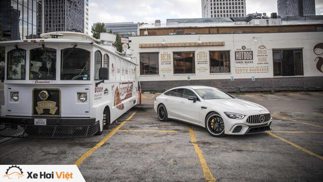 Mercedes-AMG công bố mức giá &#34;mềm&#34; cho chiếc GT53 4Matic+ - 1