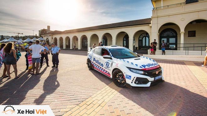 Lực lượng cảnh sát Úc được trang bị &#34;xế đua&#34; Honda Civic Type R - 2