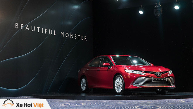 Toyota Camry 2019 chính thức chào sân, hứa hẹn giữ vững ngôi vua doanh số cùng phân khúc - 1