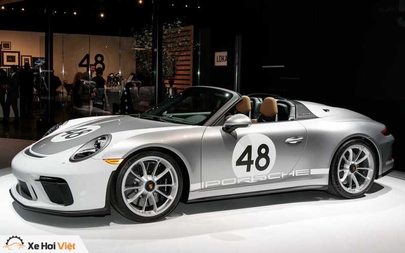 2019-porsche-911-speedster-1.jpg