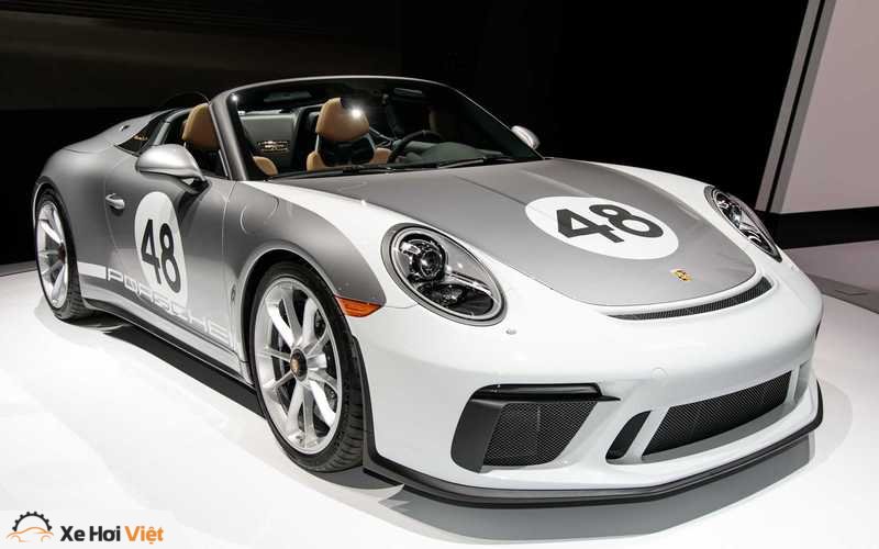 2019-porsche-911-speedster-4.jpg