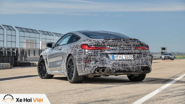 BMW tiếp tục nhá hàng M8, hé lộ chế độ lái M, công nghệ phanh mới - Ảnh 6.