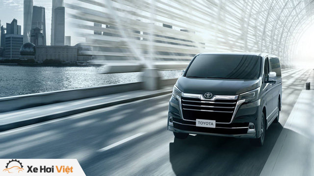 Ra mắt Toyota Granvia - Bản vá sang trọng lên 'cá mập' HiAce