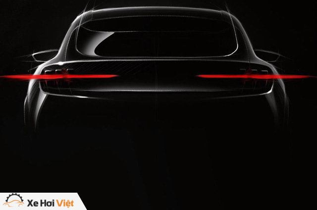 Mach E - SUV điện đầu tiên của Ford, lấy nền tảng Mustang ra mắt ngay năm nay, thách thức ông lớn Tesla - Ảnh 1.