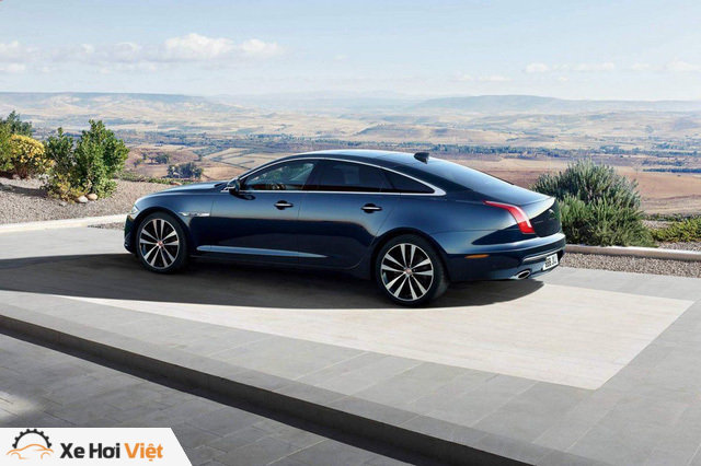 Khai tử Jaguar XJ - Báo đầu đàn chịu thua trước BMW 7-Series - Ảnh 1.