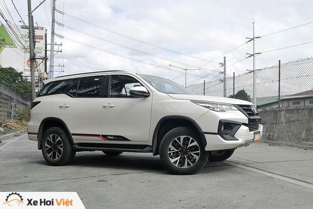 Bật mí những thay đổi trên Toyota Fortuner 2019 lắp ráp tại Việt Nam - Ảnh 2.
