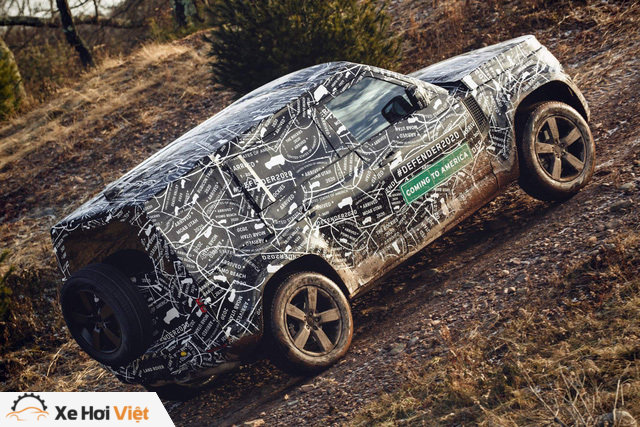 Những điều cần biết về huyền thoại Land Rover Defender sắp hồi sinh trong tháng 9 tới: Đối thủ Mercedes G-Class - Ảnh 2.