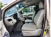 Toyota sienna 2.7 bản đủ, hai cửa điện, xe cực