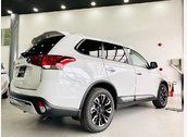 Mitsubishi Outlander 2019 tự động