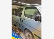 Toyota Hiace 2003 Số sàn 6 chỗ