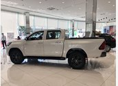 Hilux 2.4 Số Sàn, Hilux 2.4 tự Động KHuyến mãi Lớn