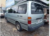 Toyota Hiace 2003 Số sàn 6 chỗ