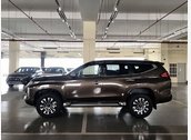 MITSUBISHI PAJERO 3.0L ĐỘNG CƠ V6 XẢ HÀNG  200TR