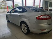 Ford Mondeo 2.0 số tự động