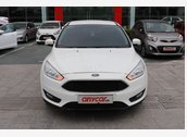 Ford Focus 2016 Tự động