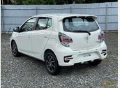 SIÊU PHẨM TOYOTA XĂNG LAI ĐIỆN ĐẦU TIÊN VIỆT NAM